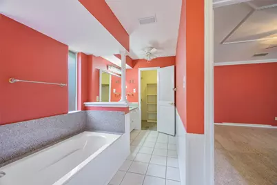 9233 Middle Glen Drive, Dallas, TX 75243 - Photo 24
