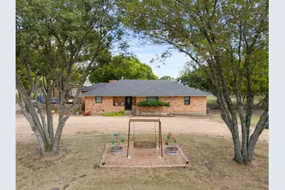 804 Lark Lane, Oak Leaf, TX 75154 - Photo 4