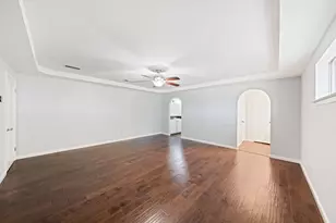 804 Lark Ln, Oak Leaf, TX 75154 - Photo 12