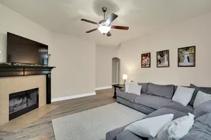 201 Winters Edge Dr, Red Oak, TX 75154 - Photo 10