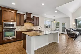 2917 Lakefield Dr, Little Elm, TX 75068 - Photo 8