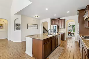 2917 Lakefield Dr, Little Elm, TX 75068 - Photo 10