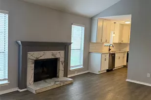 1125 Highland Dr, Mansfield, TX 76063 - Photo 2