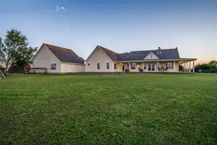 2932 S Johnson Loop, Montague, TX 76251 - Photo 22
