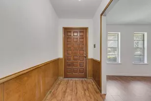 135 S Capri Dr, Duncanville, TX 75116 - Photo 2