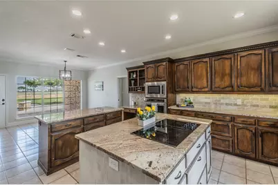 13507 Friendship Road, Pilot Point, TX 76258 - Photo 12