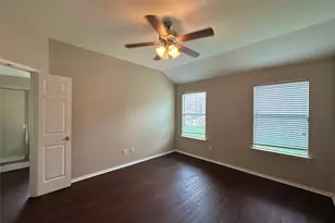 1726 Duck Cove Dr, Aubrey, TX 76227 - Photo 8