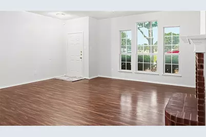 10517 Fossil Hill Drive, Fort Worth, TX 76131 - Photo 8