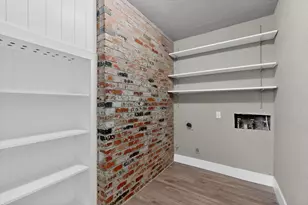341 Arcadia St, Hurst, TX 76053 - Photo 30