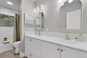 341 Arcadia St, Hurst, TX 76053 - Photo 26