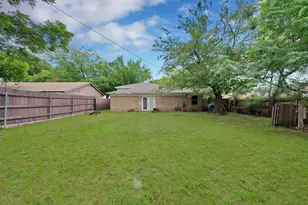 2904 Raton Dr, Fort Worth, TX 76116 - Photo 4