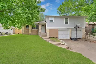 2904 Raton Dr, Fort Worth, TX 76116 - Photo 2