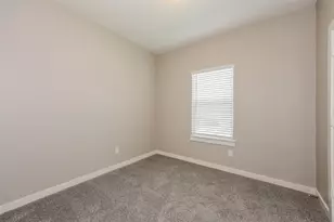 3031 Songbird Ln, Garland, TX 75043 - Photo 6