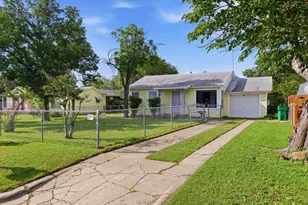 5113 Flagstone Dr, Sansom Park, TX 76114 - Photo 4