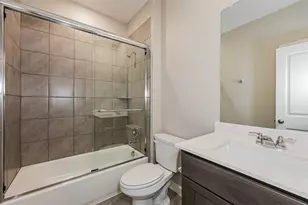3027 Songbird Ln, Garland, TX 75043 - Photo 6