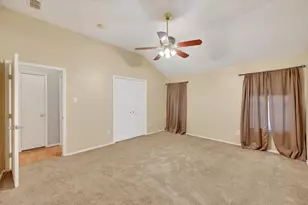 1001 Ridge Top Dr, Burleson, TX 76028 - Photo 24