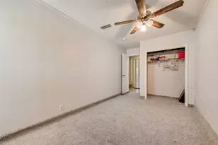 915 Freestone Dr, Arlington, TX 76017 - Photo 24