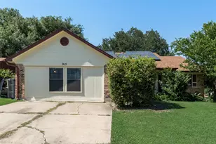 915 Freestone Dr, Arlington, TX 76017 - Photo 1