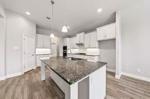 3724 Twin Pines Dr, Grand Prairie, TX 76065 - Photo 8