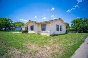 5245 Ira Street N, Haltom City, TX 76117 - Photo 12