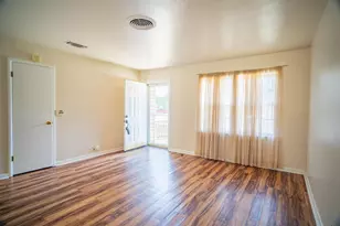 5245 Ira Street N, Haltom City, TX 76117 - Photo 10