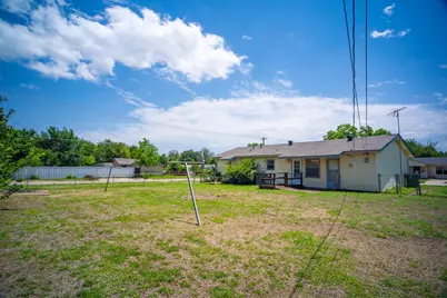 5245 Ira Street N, Haltom City, TX 76117 - Photo 2