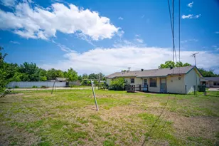5245 Ira Street N, Haltom City, TX 76117 - Photo 2