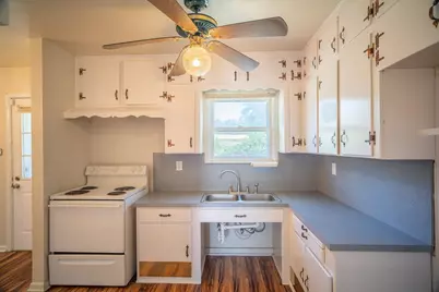 5245 Ira Street N, Haltom City, TX 76117 - Photo 8