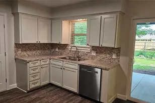 102 Cherokee Circle, Waxahachie, TX 75165 - Photo 6