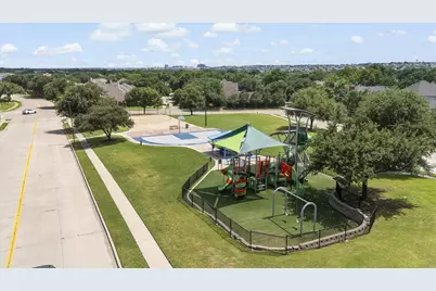 9813 Cliffside Drive, Irving, TX 75063 - Photo 30