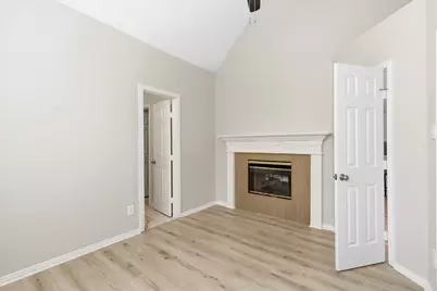 9813 Cliffside Drive, Irving, TX 75063 - Photo 16