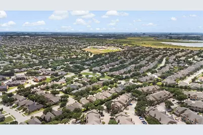 9813 Cliffside Drive, Irving, TX 75063 - Photo 28
