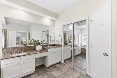 9813 Cliffside Drive, Irving, TX 75063 - Photo 14