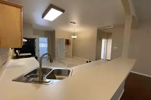 300 E Main St, Lancaster, TX 75146 - Photo 12