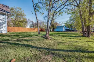 430 W Munson St, Denison, TX 75020 - Photo 22