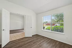 516 Bent Oak Dr, Fort Worth, TX 76131 - Photo 8