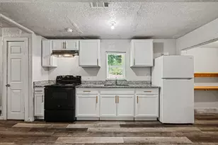 1321 34th St, Wichita Falls, TX 76302 - Photo 10