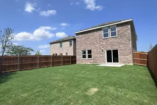 2105 Mdw Pk Dr, Melissa, TX 75454 - Photo 2