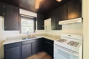 2762 Beverly Hills Dr, Sansom Park, TX 76114 - Photo 8