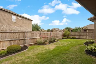 300 Delgany Trail, Fort Worth, TX 76052 - Photo 28
