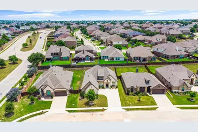 8609 Cloudyway Drive, Fort Worth, TX 76123 - Photo 32