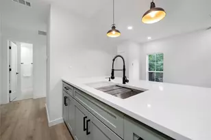 8601 Park Ln, Dallas, TX 75231 - Photo 10