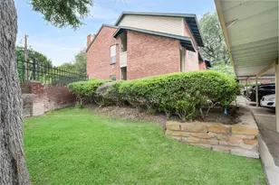 8601 Park Ln, Dallas, TX 75231 - Photo 24