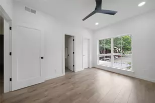 8601 Park Ln, Dallas, TX 75231 - Photo 14