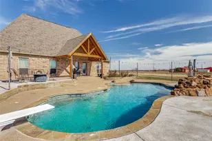 1233 Co Rd 3550, Paradise, TX 76073 - Photo 20