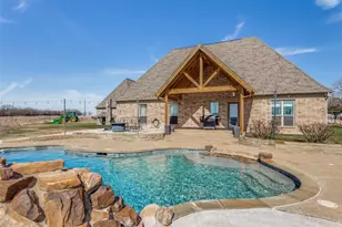 1233 Co Rd 3550, Paradise, TX 76073 - Photo 2