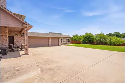 1013 Telford Trail, Crowley, TX 76036 - Photo 32