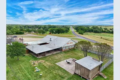 4553 Lake Felton Parkway, Hallsburg, TX 76705 - Photo 6