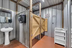 4553 Lake Felton Pkwy, Hallsburg, TX 76705 - Photo 12