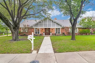 7601 Carta Valley Dr, Dallas, TX 75248 - Photo 1
